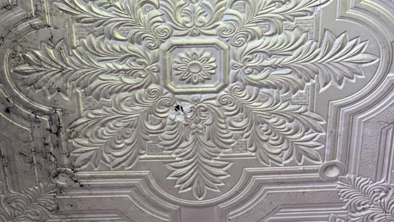 ยิงปืนขึ้นฟ้า