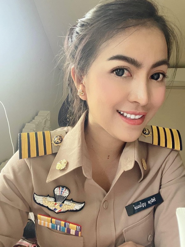 ผู้ใหญ่เหมียว 