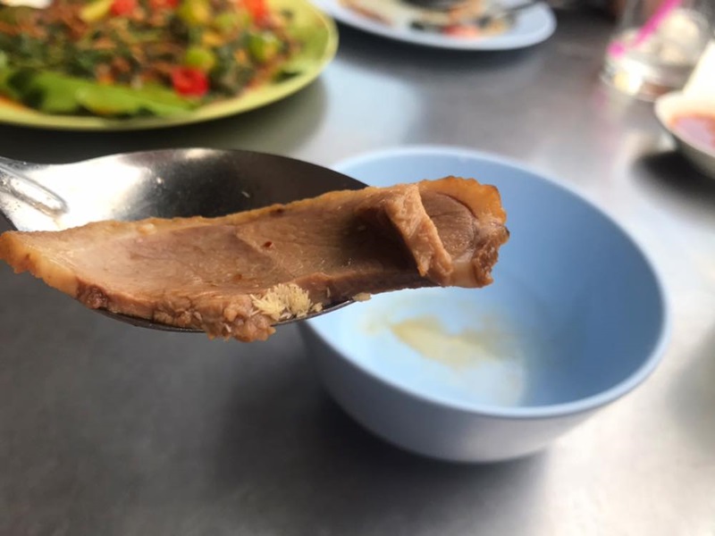 ไข่แมลงวันในอาหาร