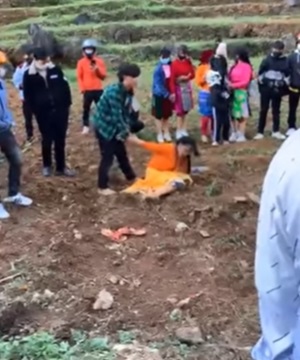 ฉุดผู้หญิง