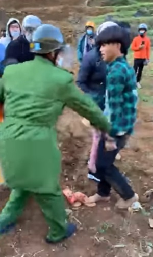 ฉุดผู้หญิง