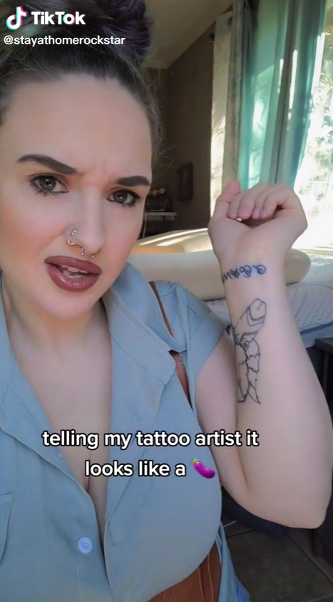 สักการ์ตูน Marvel