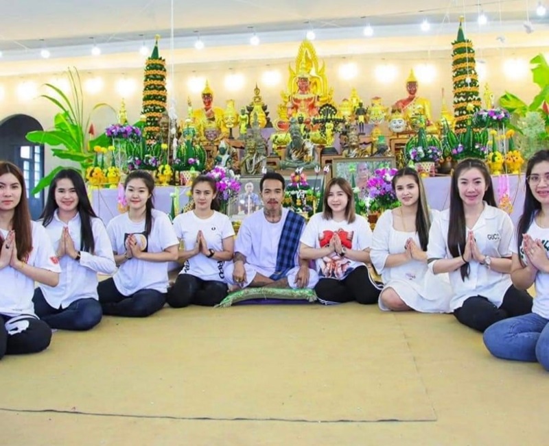 องค์ดำ โสฬส