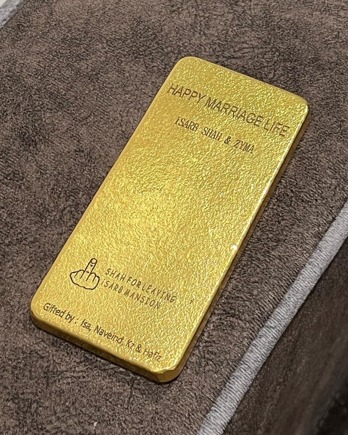 ให้ทองเป็นของขวัญแต่งงาน