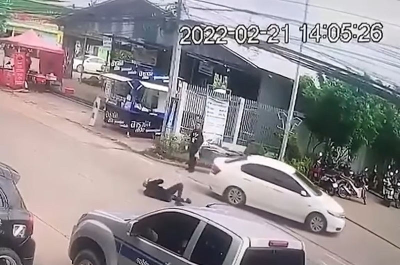 สายเคเบิลเกี่ยวคอ