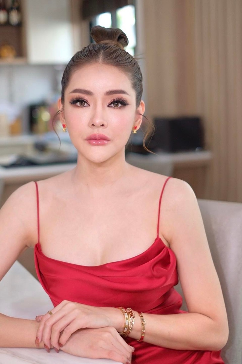 ตั้ว หลอกขายไอโฟน