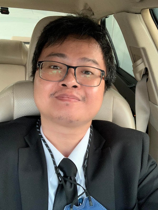 อานนท์ นำภา