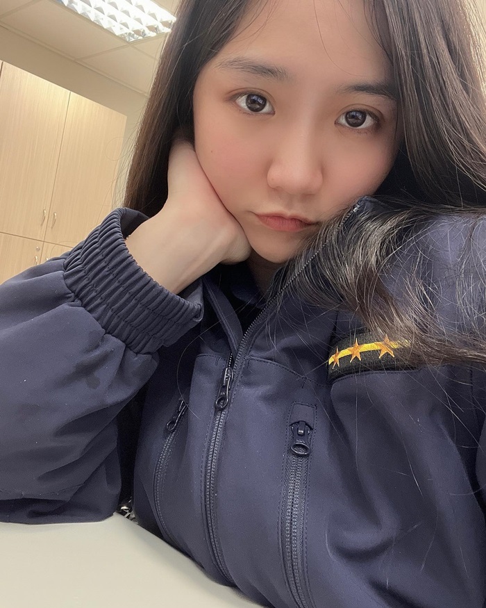 ตำรวจเต้นรูดเสา