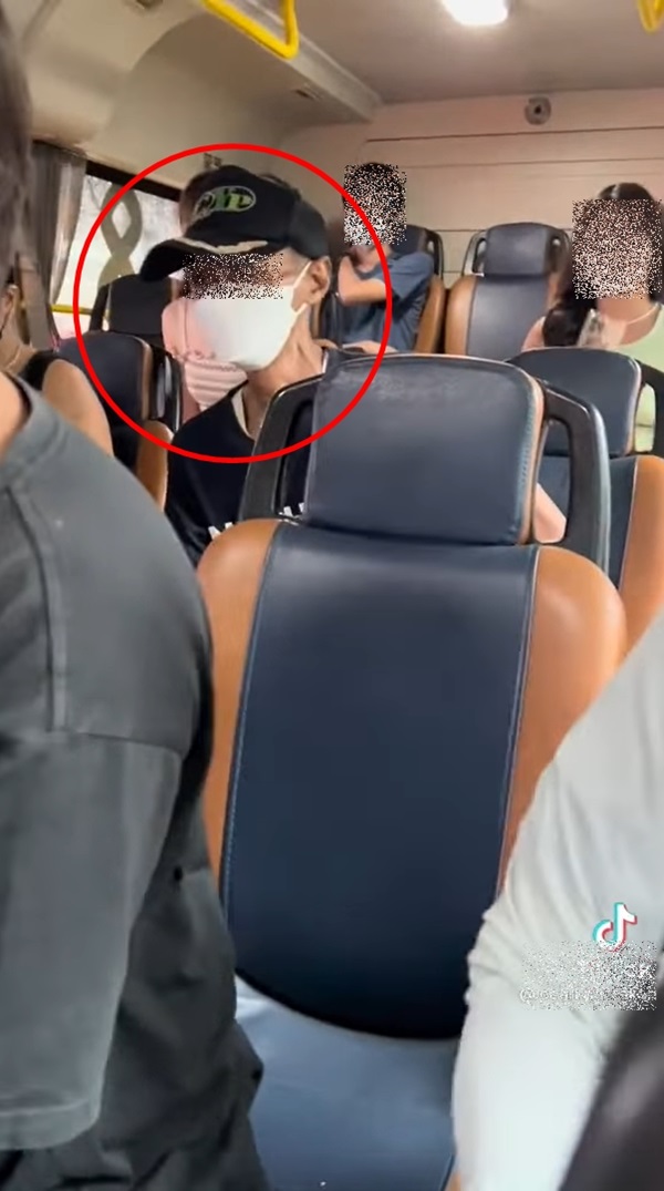 ลวนลามสาวบนรถเมล์