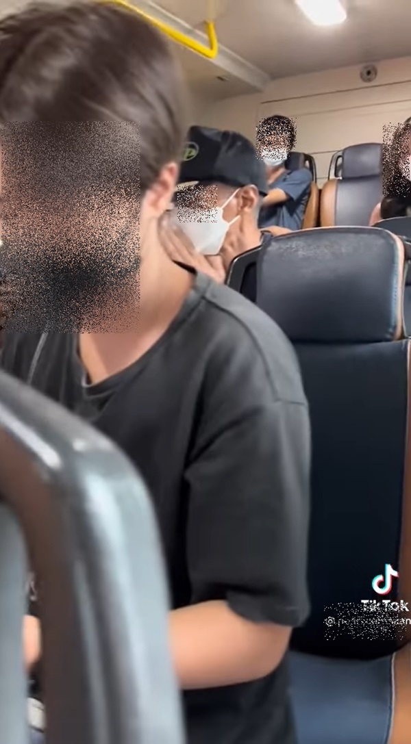 ลวนลามสาวบนรถเมล์