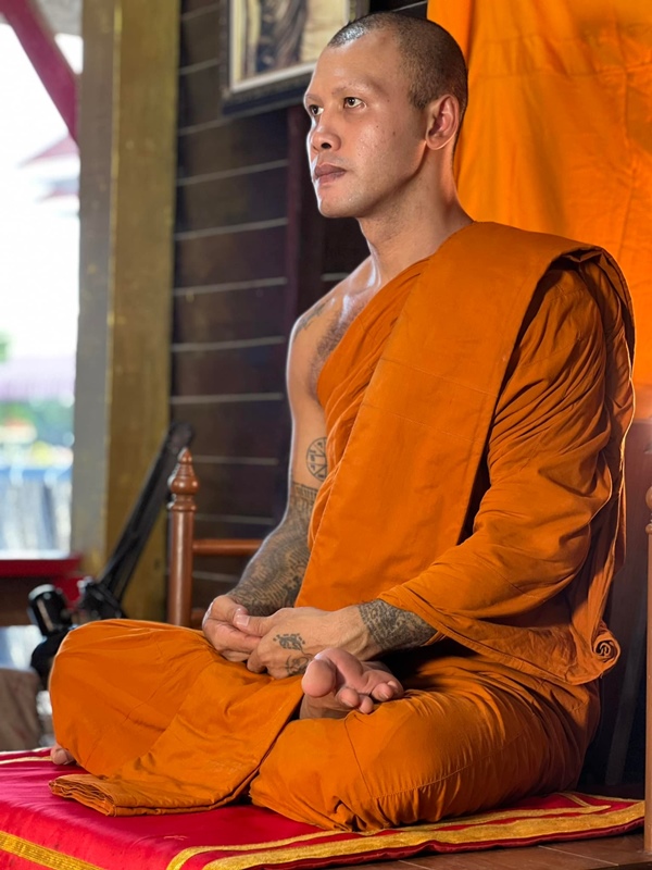 พระอาจารย์แจ้