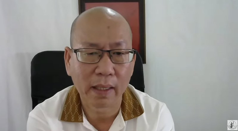 อัจฉริยะ เรืองรัตนพงศ์