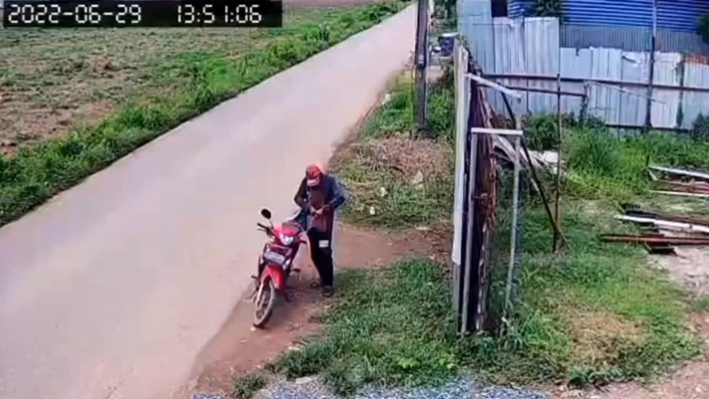 ขายลอตเตอรี่ให้ใคร