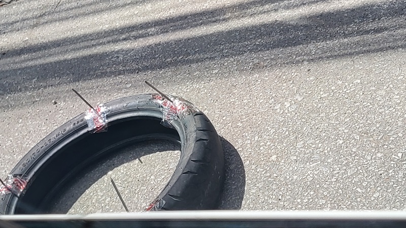 กั๊กที่จอดรถริมถนน