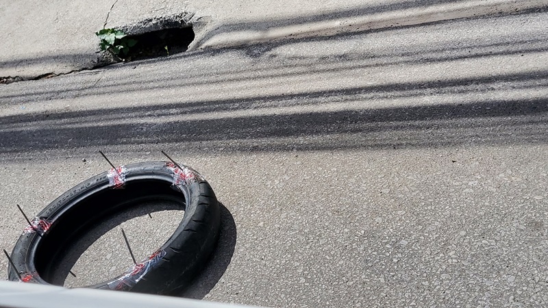 กั๊กที่จอดรถริมถนน