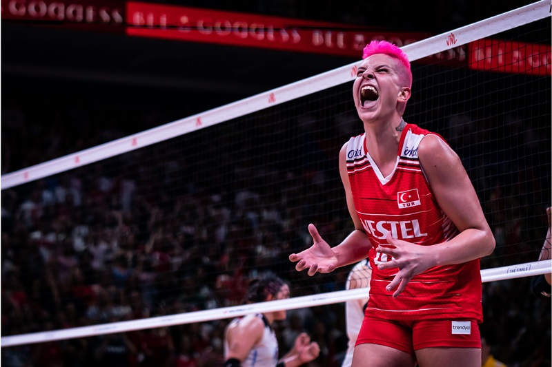 เอบรา คาราคูร์ต