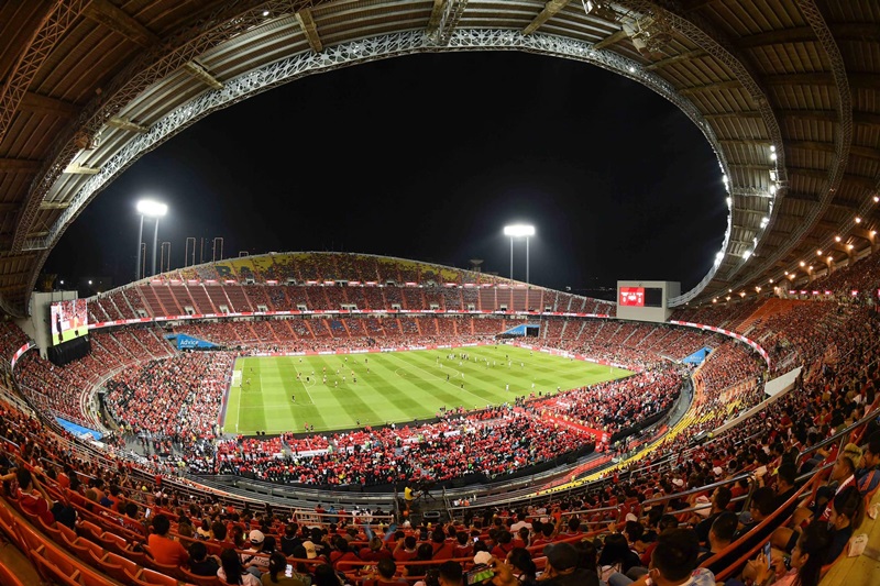 ขอบสนาม พักงานนักข่าว