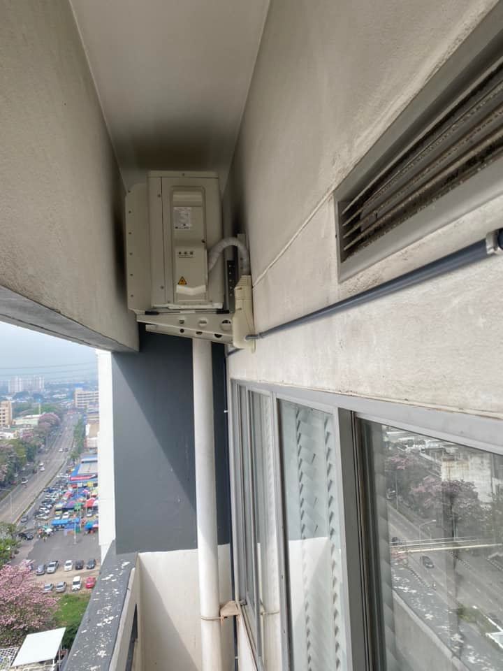 คอมแอร์