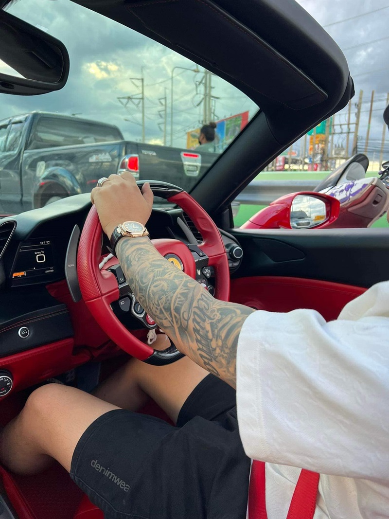 เป้ กิติกร