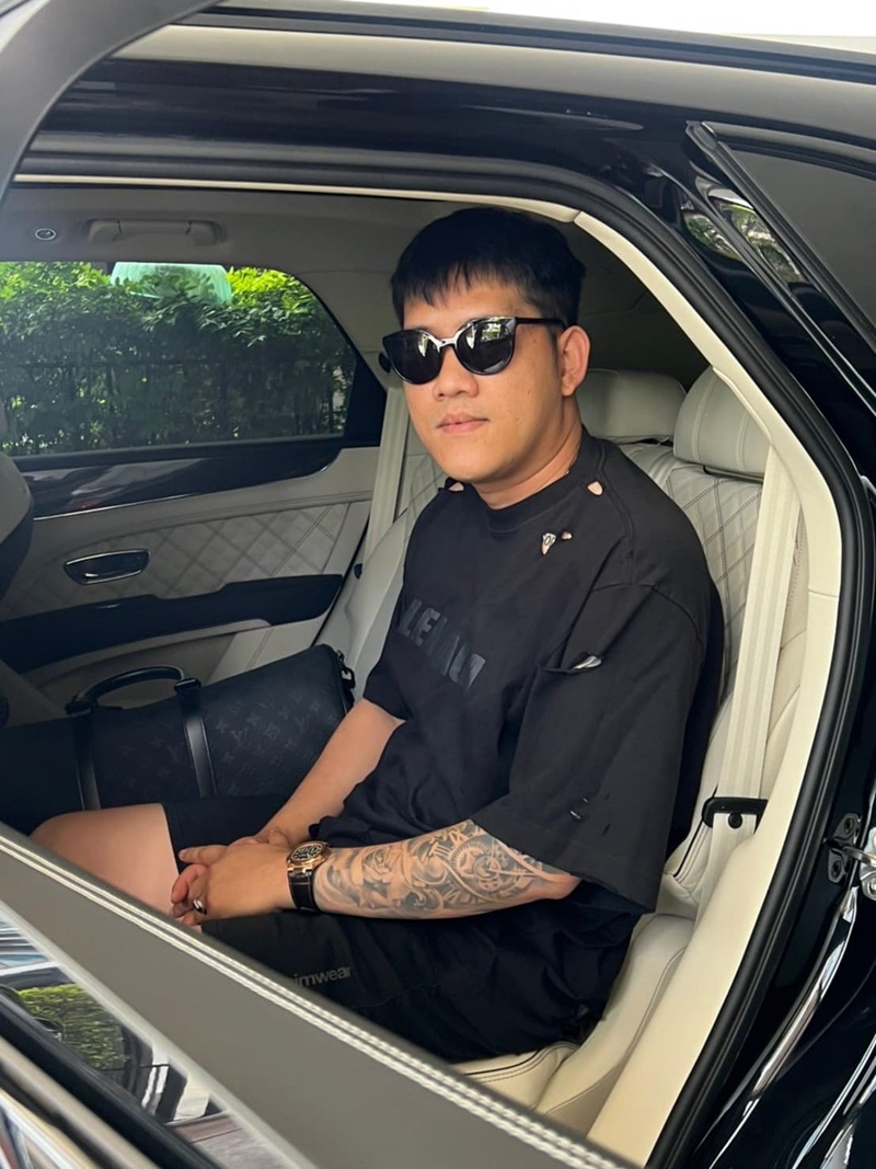 เป้ กิติกร