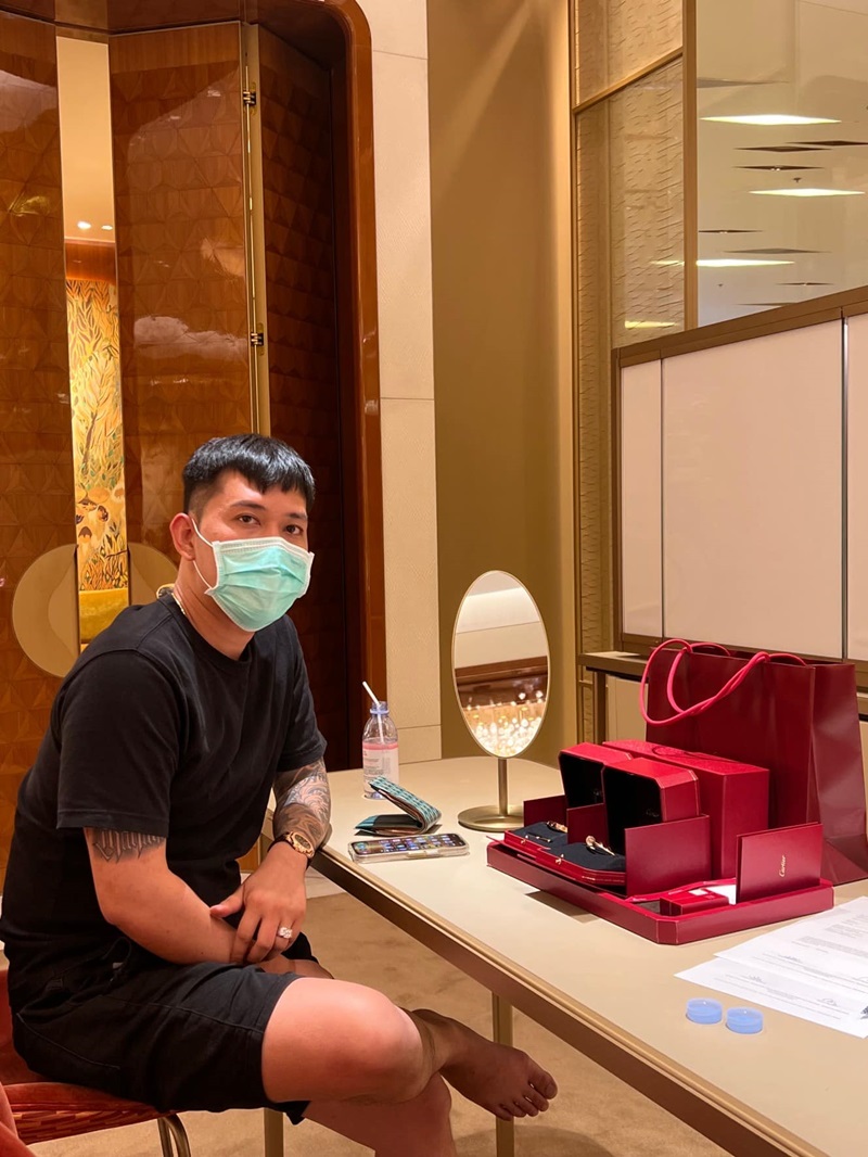 เป้ กิติกร