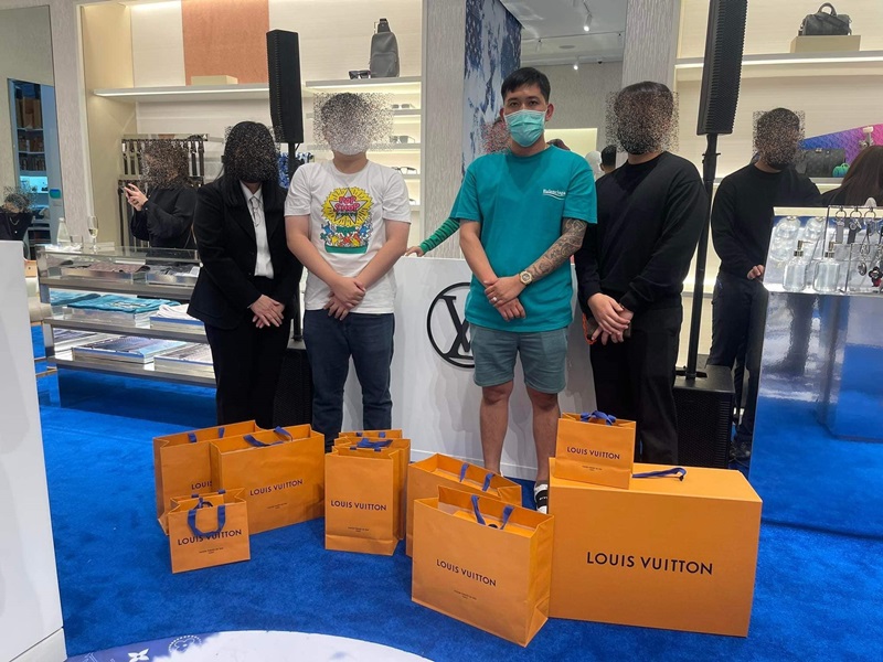 เป้ กิติกร