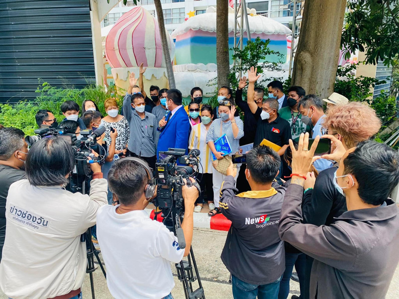 ไฟไหม้ผับ Mountain B