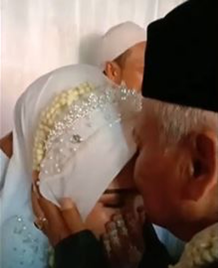 รักต่างวัย