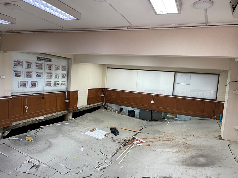 สน.หัวหมาก อาคารทรุดตัว