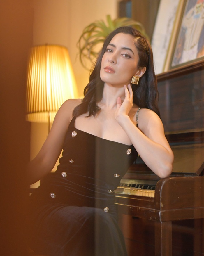 พิ้งค์กี้ สาวิกา