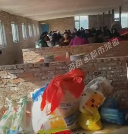 งานแต่งในเล้าหมู