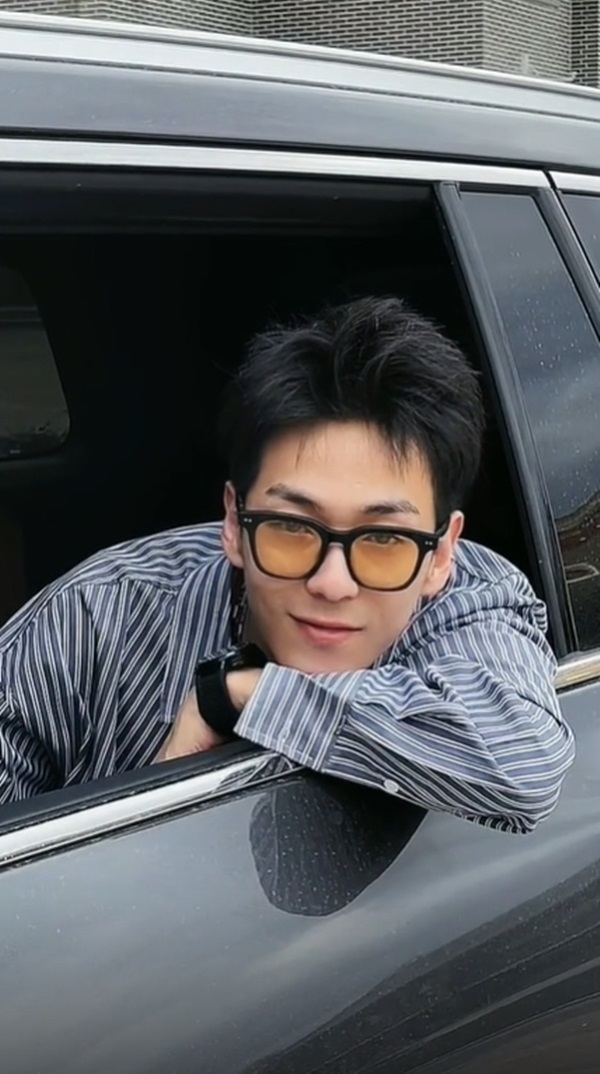 เพื่อนเจ้าบ่าวหล่อ