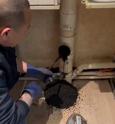 ปัญหาเพื่อนบ้าน