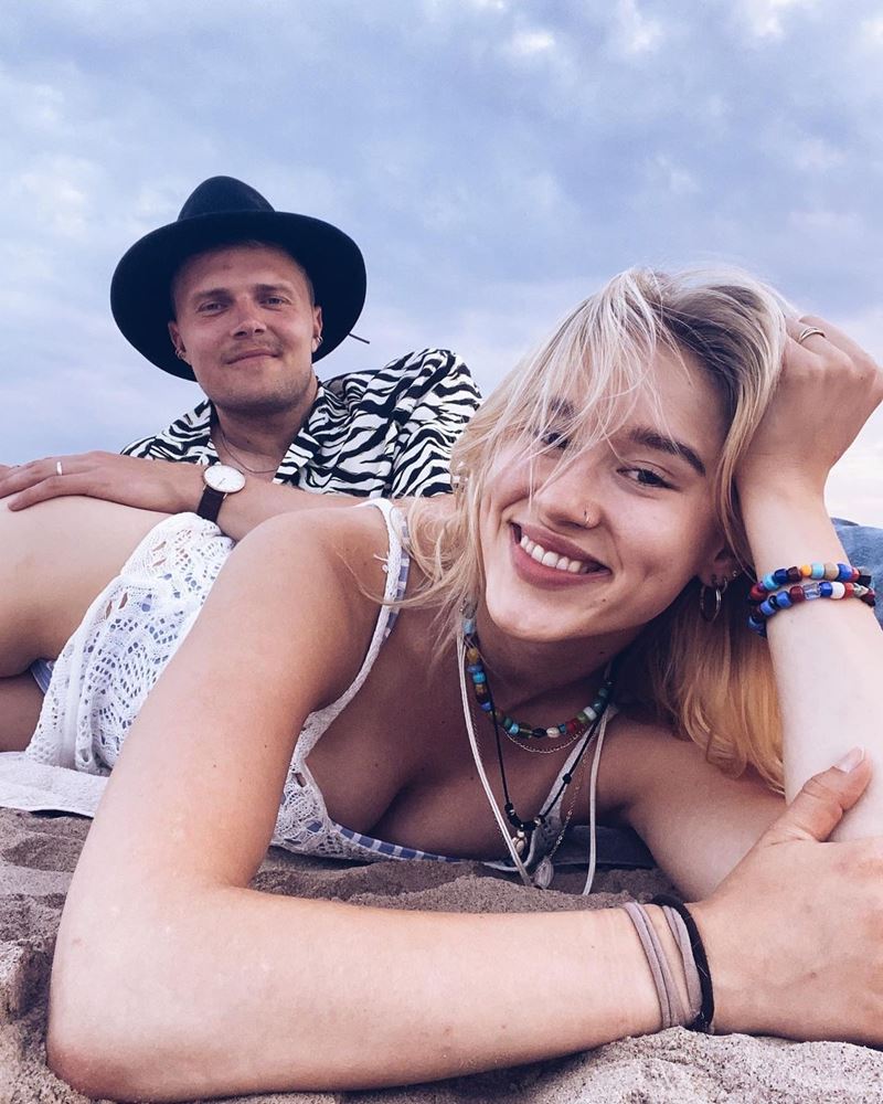 แต่งงานกับลูกสาวแม่เลี้ยง