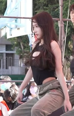 สาวมัธยมน่ารัก