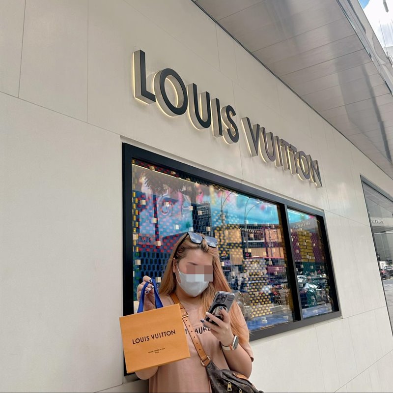 กระเป๋าแบรนด์เนม