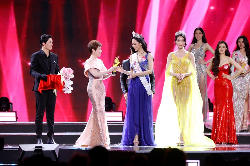 ดราม่านางงาม