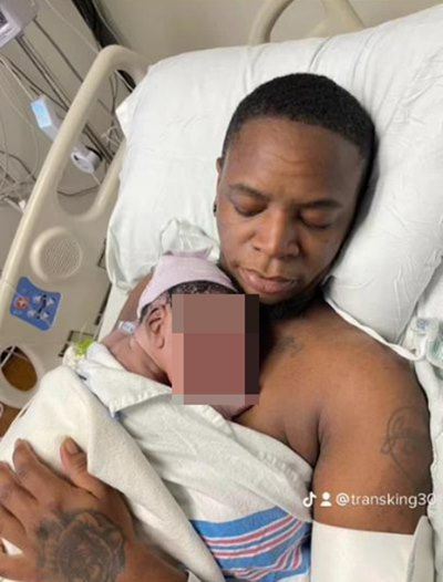 ชายข้ามเพศท้อง