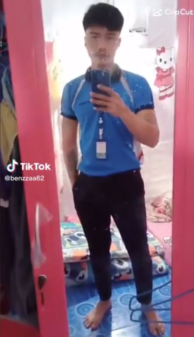 เด็กปั๊มหล่อ