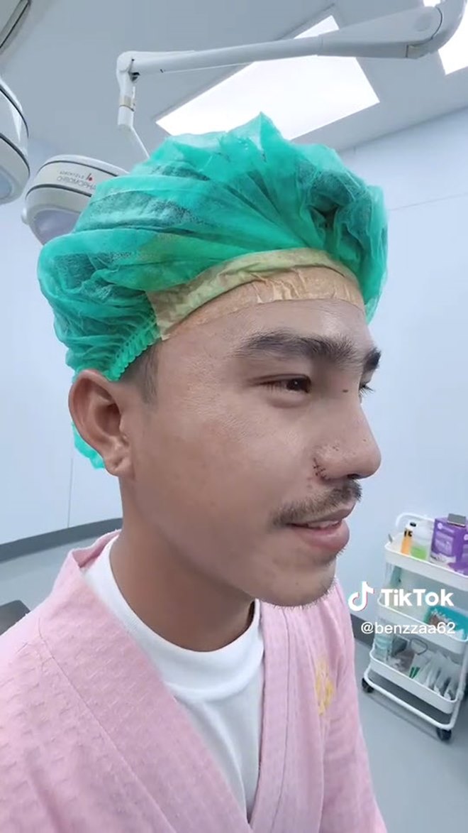 เด็กปั๊มหล่อ