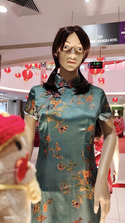 หุ่นโชว์เสื้อ