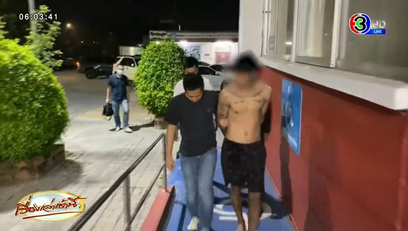 ฆ่าแท็กซี่หญิง