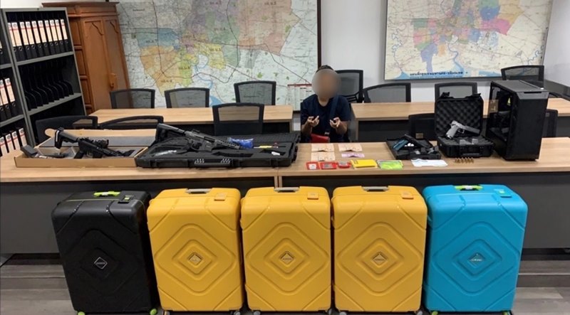 แยม ธมลพรรณ์