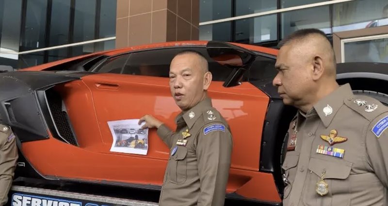 Lamborghini เบนซ์ เดม่อน