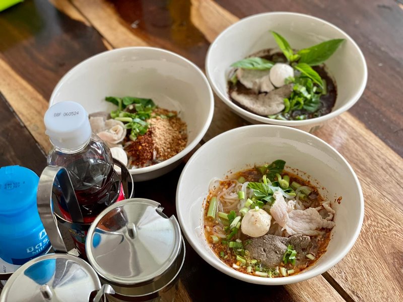 เตี๋ยวเรือยกซด สาขาสันทราย