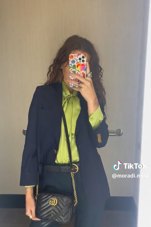 คลิปแกะกล่อง