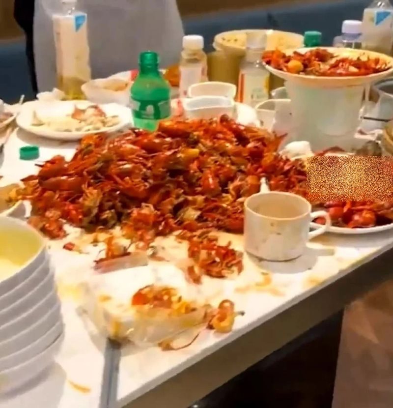 กินบุฟเฟ่ต์