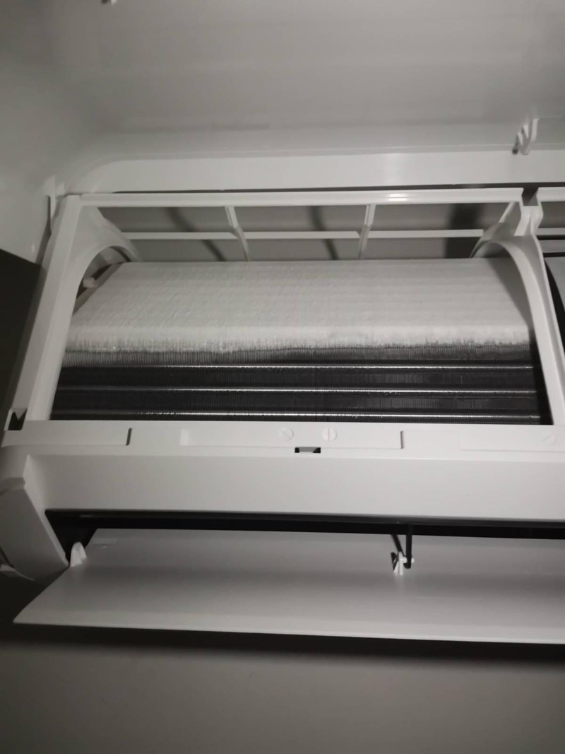 แอร์เป็นน้ำแข็ง