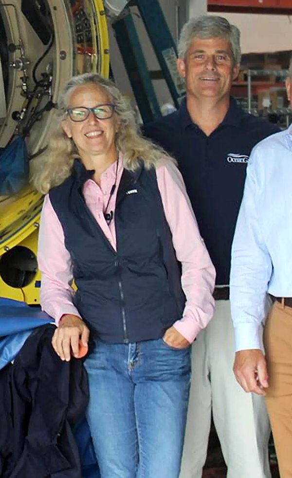 Wendy Rush และ Stockton Rush