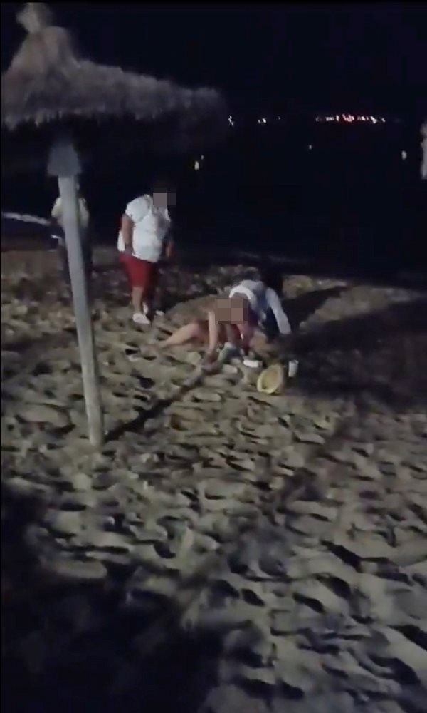 เซ็กส์ในที่สาธารณะ